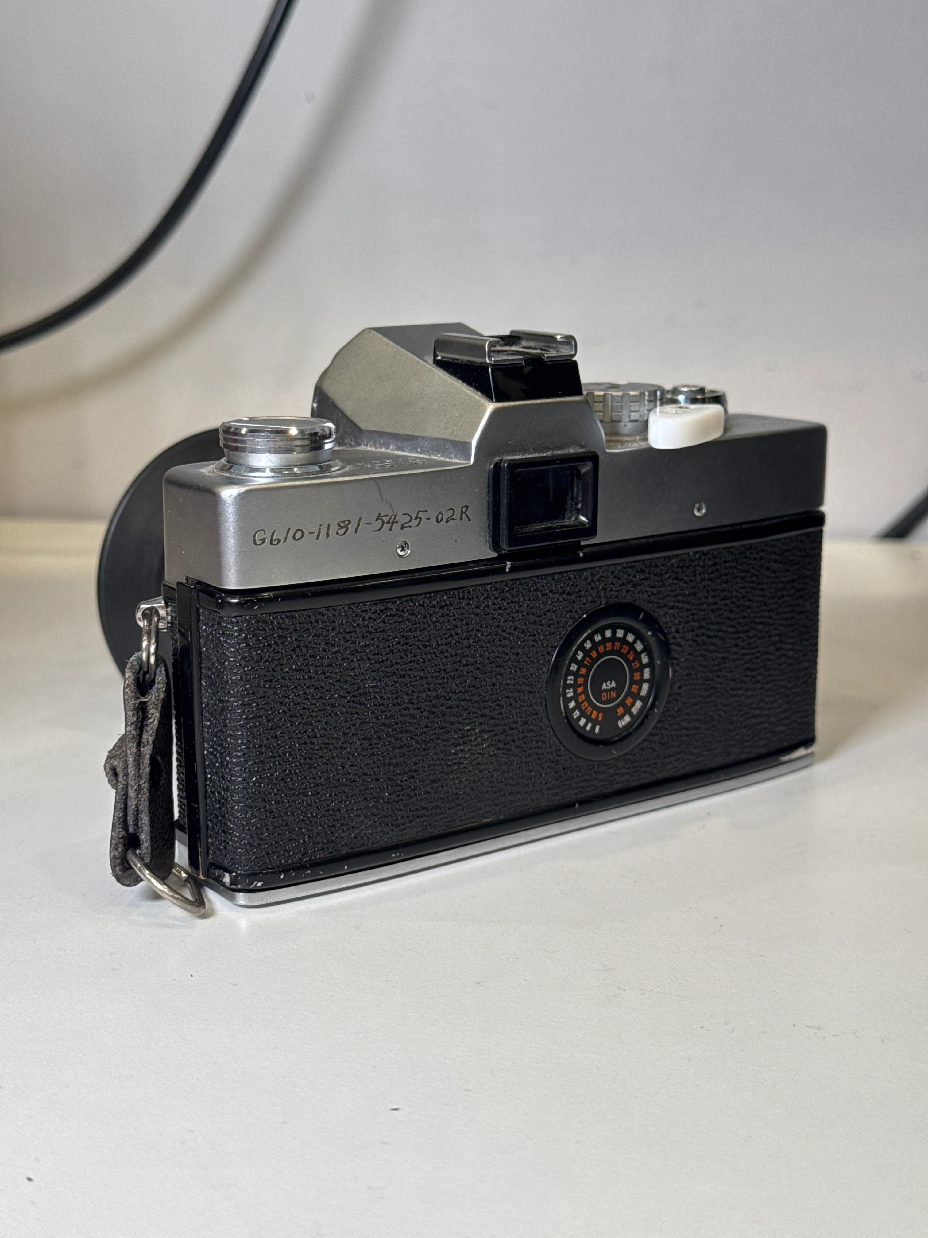 (USED) Minolta SRT 102 with 50mm F1.4 - Image 3