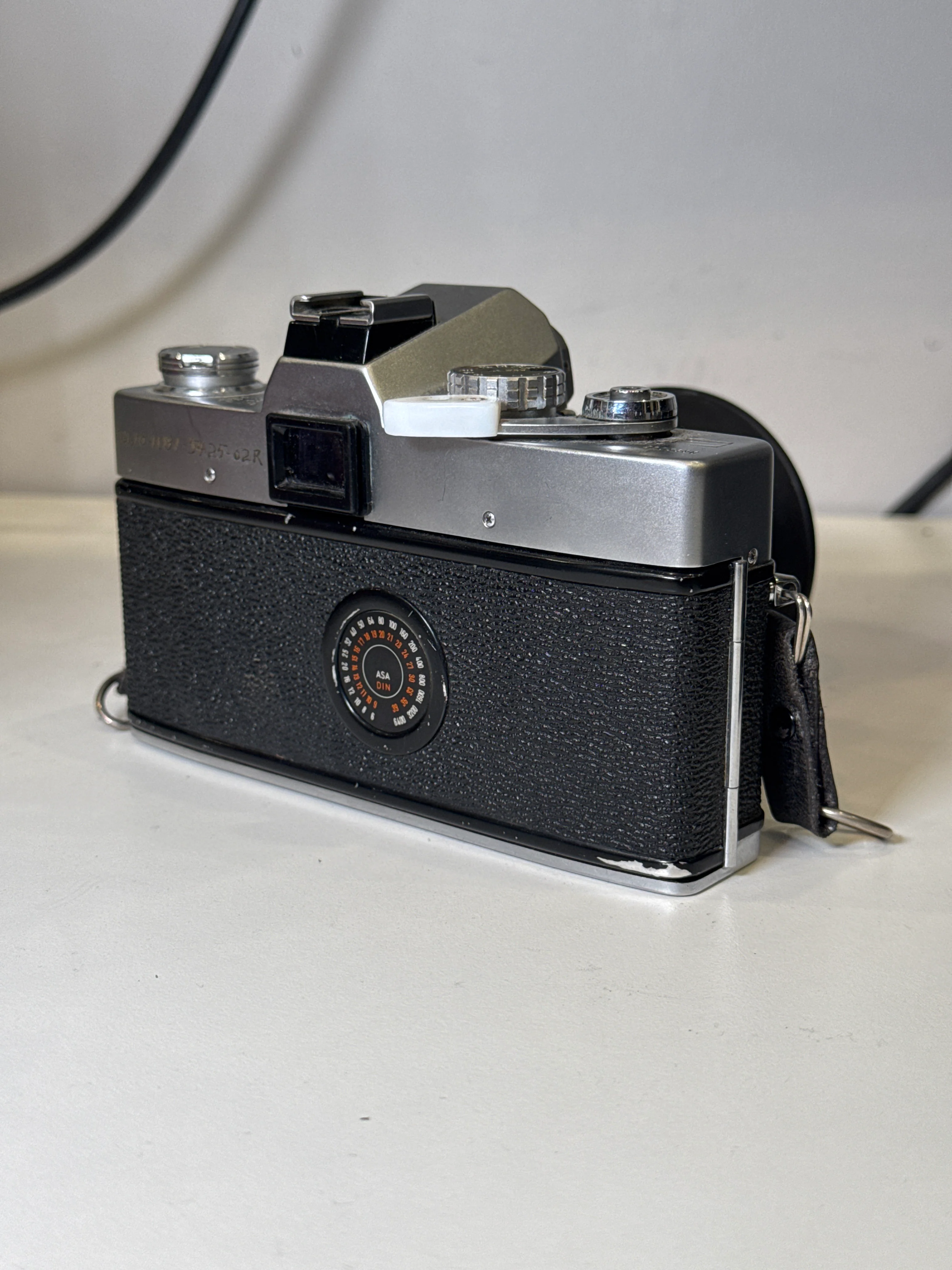 (USED) Minolta SRT 102 with 50mm F1.4 - Image 4
